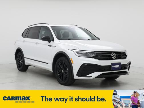 2022 Volkswagen Tiguan SE R-Line Black