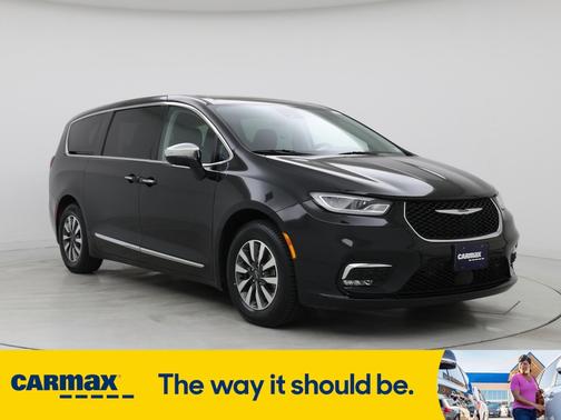 2022 Chrysler Pacifica Hybrid Limited