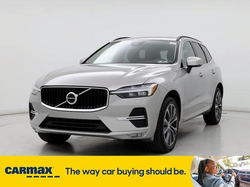 2022 Volvo XC60 B5 Momentum