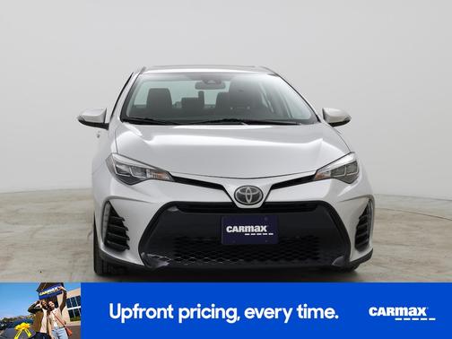 Silver 2018 Toyota Corolla SE