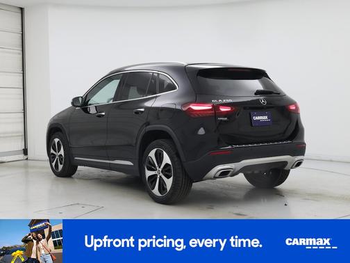Black 2025 Mercedes-Benz GLA 250