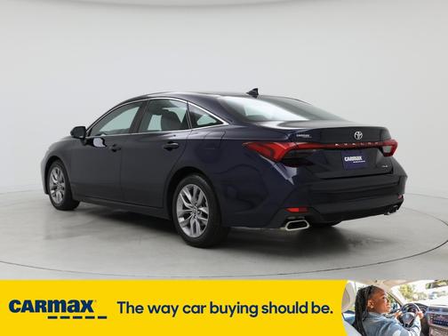 2022 Toyota Avalon XLE