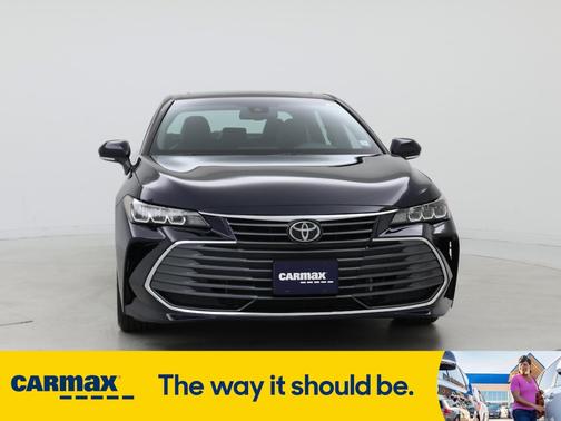 2022 Toyota Avalon XLE