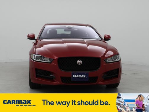 2017 Jaguar XE R-Sport