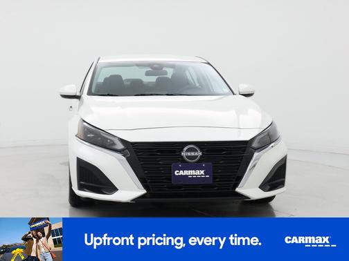 2023 Nissan Altima SV