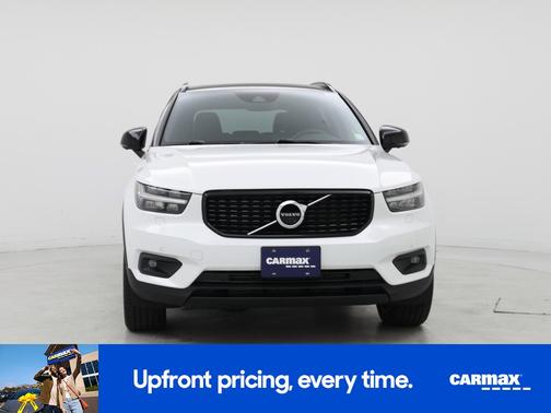 2021 Volvo XC40 T5 R-Design