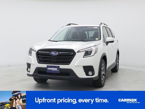 White 2023 Subaru Forester Premium