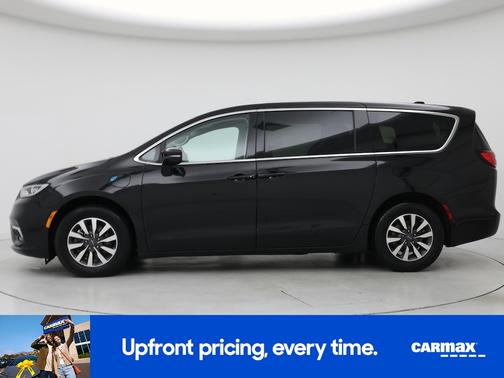 2022 Chrysler Pacifica Hybrid Touring L