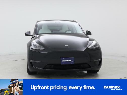 Black 2023 Tesla Model Y Performance