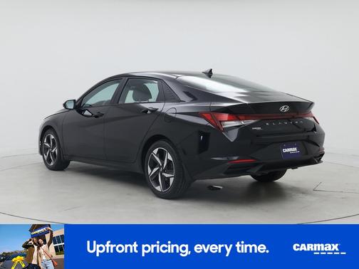 Black 2023 Hyundai ELANTRA SEL