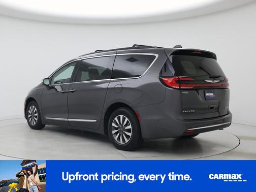 Gray 2022 Chrysler Pacifica Hybrid Limited