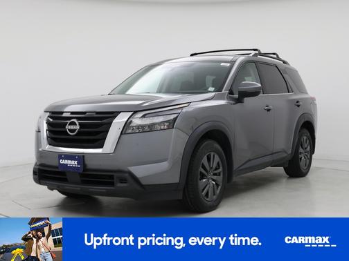 2023 Nissan Pathfinder SV