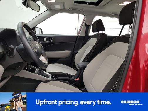 2023 Hyundai VENUE SEL