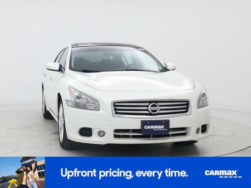 White 2014 Nissan Maxima SV