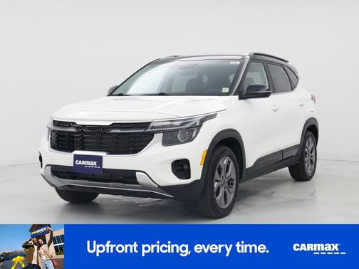 White 2024 Kia Seltos S