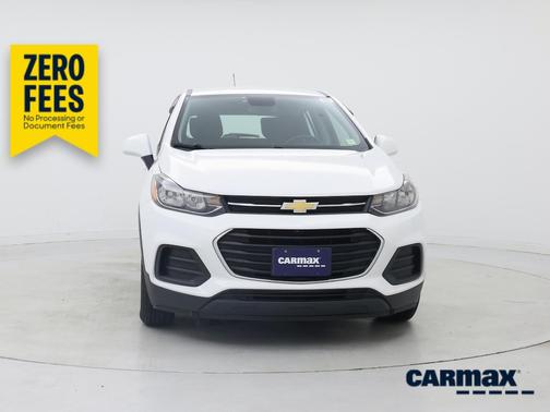 White 2019 Chevrolet Trax LT