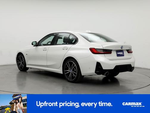 2023 BMW 330e 
