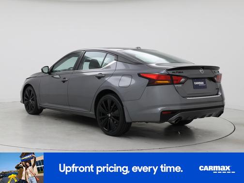 2022 Nissan Altima SR