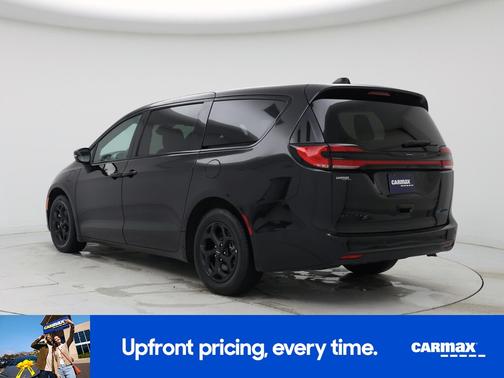 2023 Chrysler Pacifica Hybrid Touring L