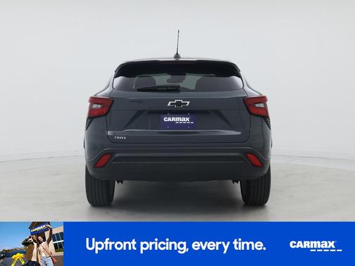 Gray 2025 Chevrolet Trax LS