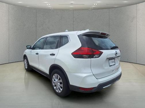 Glacier White 2017 Nissan Rogue S