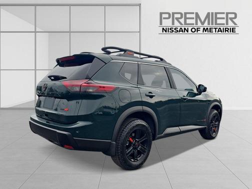 Obsidian Black 2027 Nissan Rogue