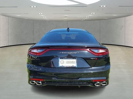 2019 Kia Stinger GT2