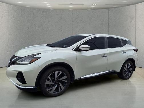 White 2024 Nissan Murano SL