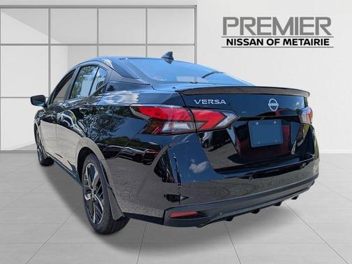 2025 Nissan Versa 1.6 SR