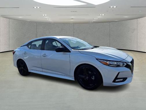 Aspen White Tricoat 2021 Nissan Sentra SR