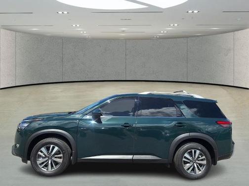 Obsidian Green Pearl 2025 Nissan Pathfinder SL
