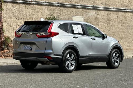 Lunar Silver Metallic 2018 Honda CR-V LX