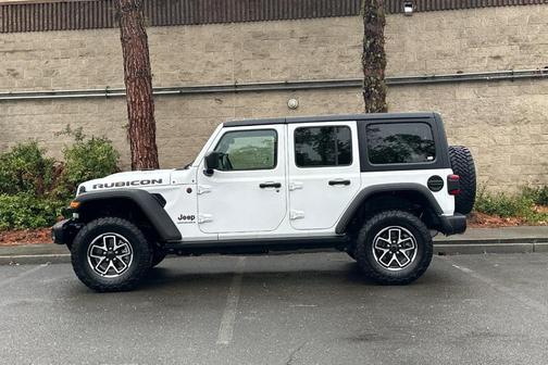 Bright White Clearcoat 2025 Jeep Wrangler Rubicon