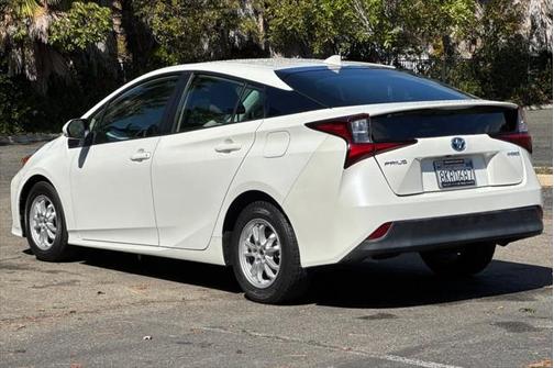 2019 Toyota Prius L