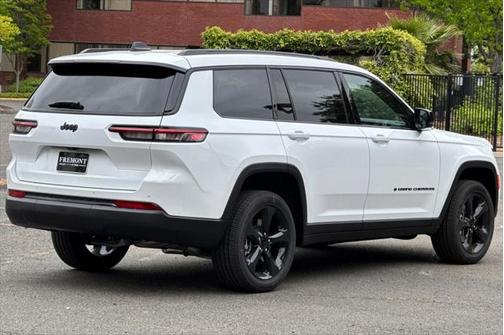 2025 Jeep Grand Cherokee L Altitude