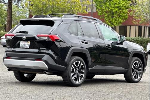 2019 Toyota RAV4 Adventure