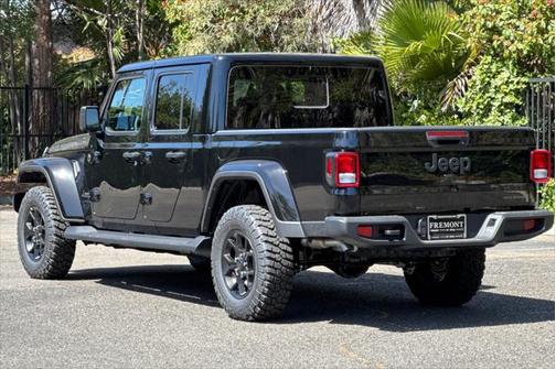 2025 Jeep Gladiator Big Bear