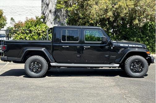 2025 Jeep Gladiator Big Bear