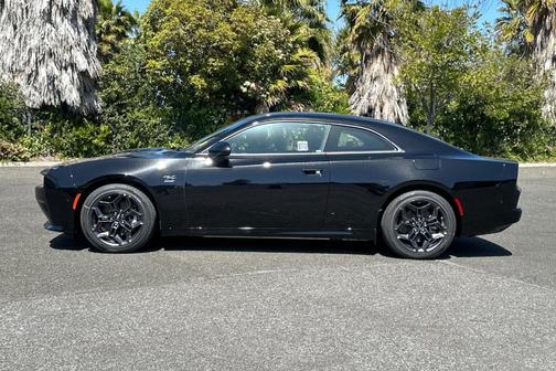 Diamond Black 2025 Dodge Charger Daytona R/T