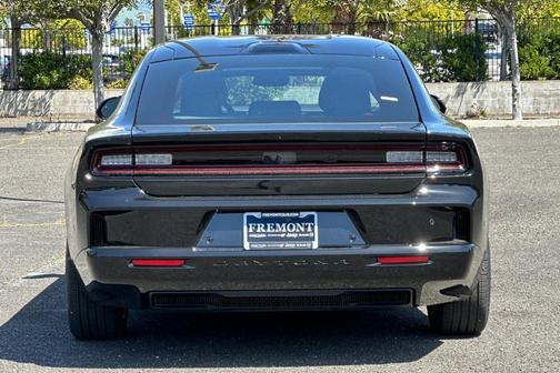Diamond Black 2025 Dodge Charger Daytona R/T