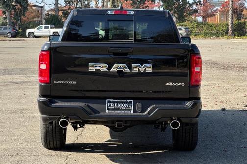 Diamond Black 2026 RAM 1500 Laramie