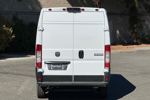 Bright White Clearcoat 2026 RAM ProMaster 2500 High Roof