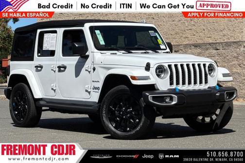 Bright White Clearcoat 2022 Jeep Wrangler Unlimited 4xe Sahara
