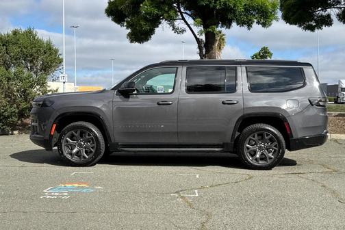 Metallic 2026 Jeep Grand Wagoneer Base