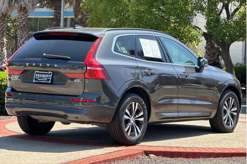 2023 Volvo XC60 B5 Core