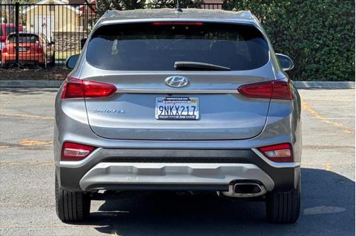 2019 Hyundai SANTA FE SE 2.4