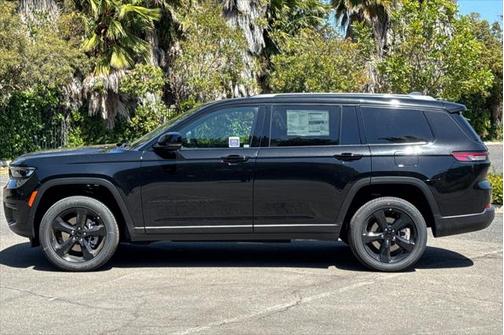 2025 Jeep Grand Cherokee L Altitude