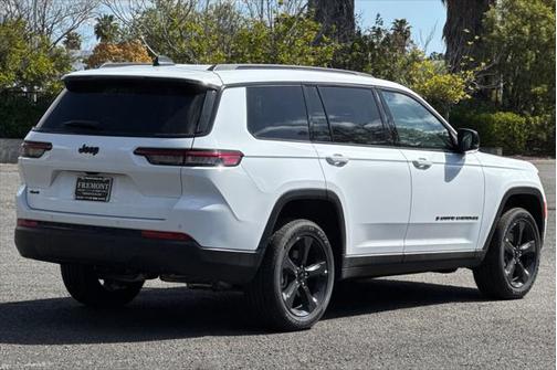 2025 Jeep Grand Cherokee L Altitude