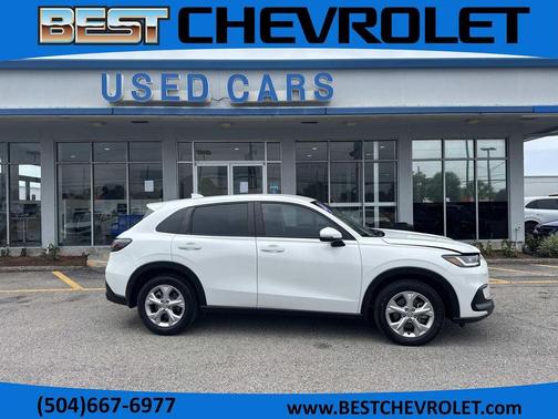 White 2023 Honda HR-V LX