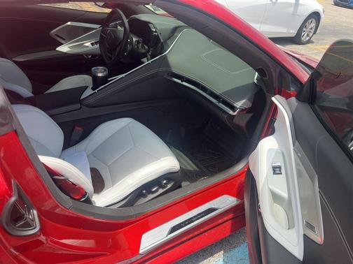 2022 Chevrolet Corvette Stingray w/2LT